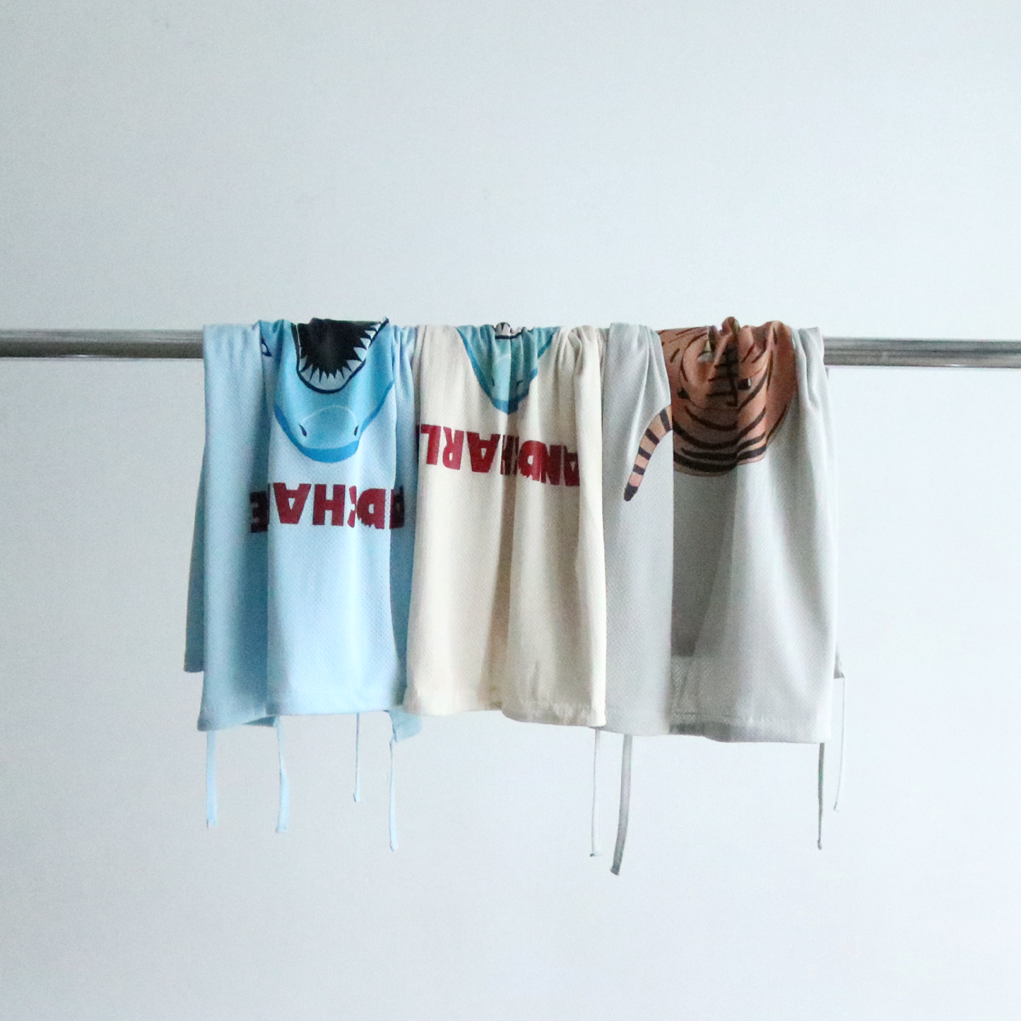 大きな冷感タオル - gray - |フレブル服andCharlie