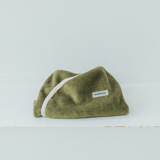 冬のナイトウェア -カーキとバニラベージュ-|フレブル服andCharlie