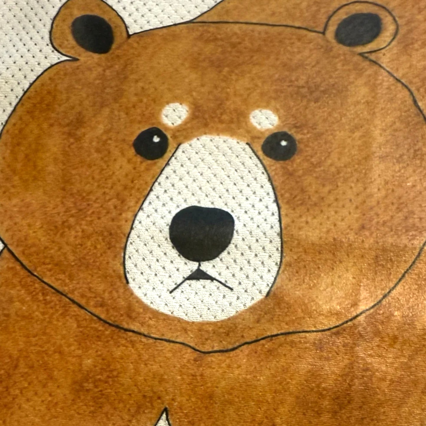 フレンチブルドッグ用冷感タオル クマ柄プリントのメッシュ生地拡大｜andCharlie